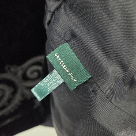 NWT Lauren Ralph Lauren Sleeveless Black Embroidered Velvet Blouse Top Size 16 - Picture 5 of 6